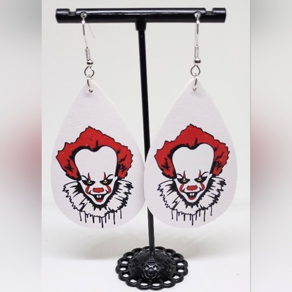 Halloween earrings faux leather new e54